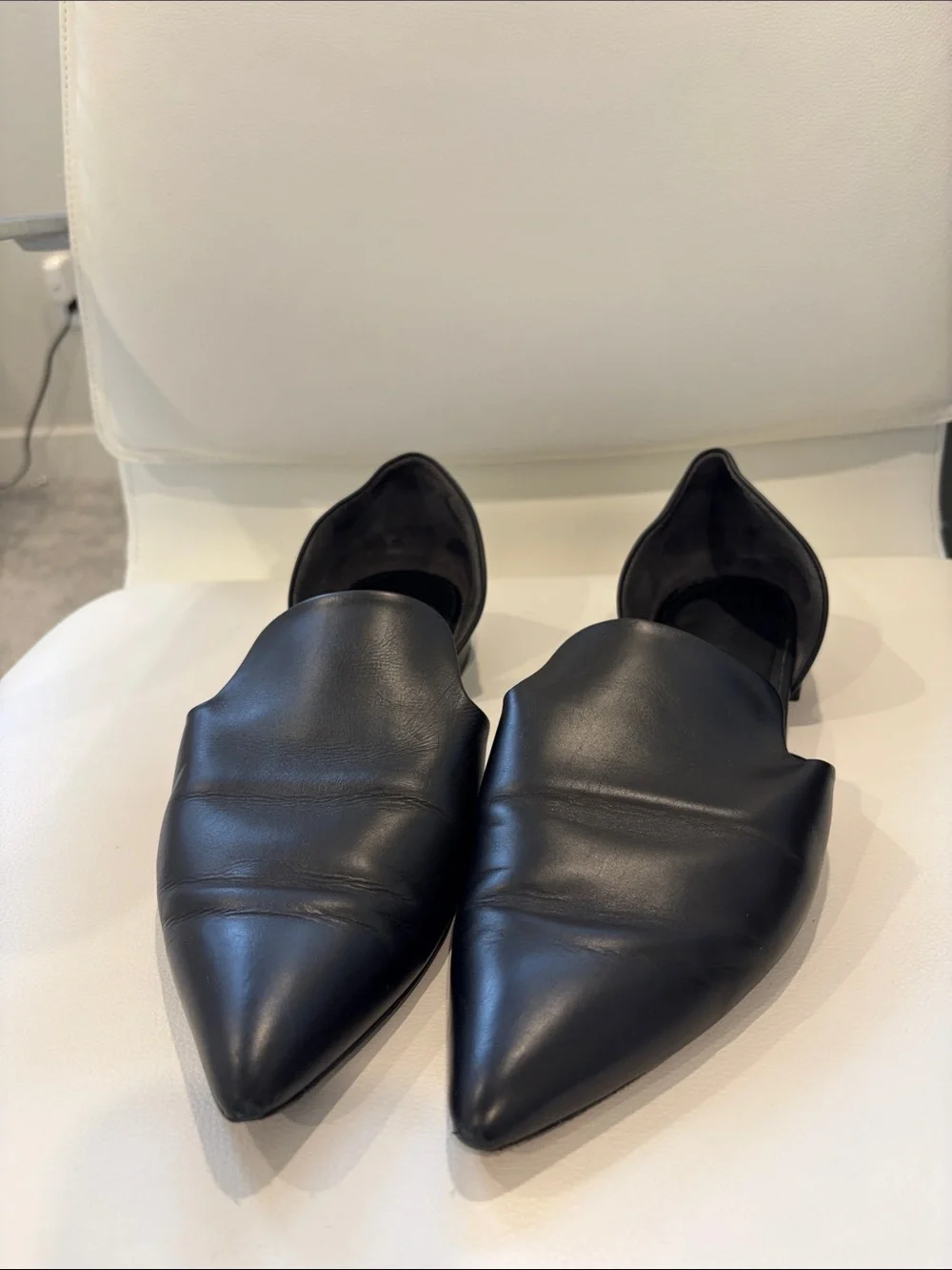 Vince Damris Black Siviglia Calf Flats Size 10